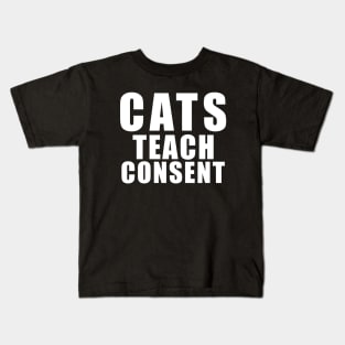 Cats teach consent - funny cat saying Kids T-Shirt